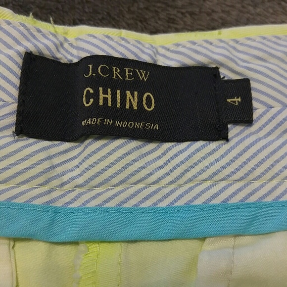 J. Crew neon yellow 3" inseam chino shorts size 4 - Picture 3 of 4